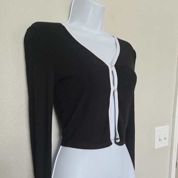 Hayley & June Ribbed Knit Black Crop Cardigan Size XS - Picture 4 of 11